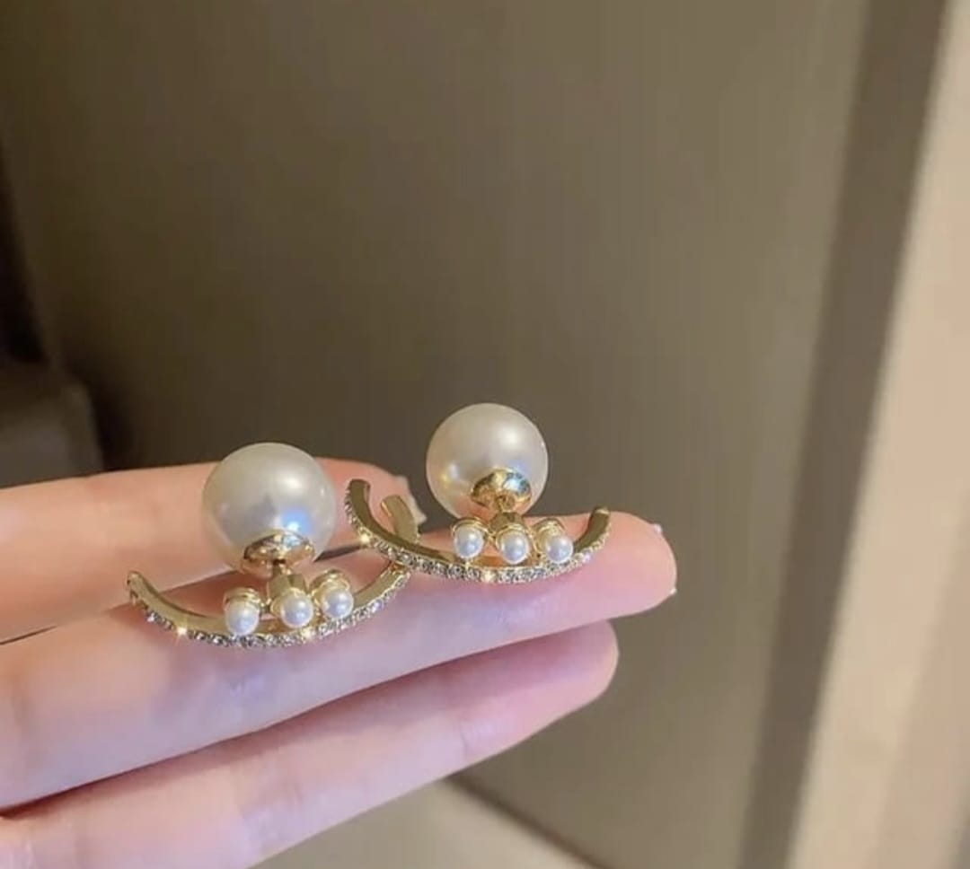 Moonlit Pearl Arc Earrings β¨