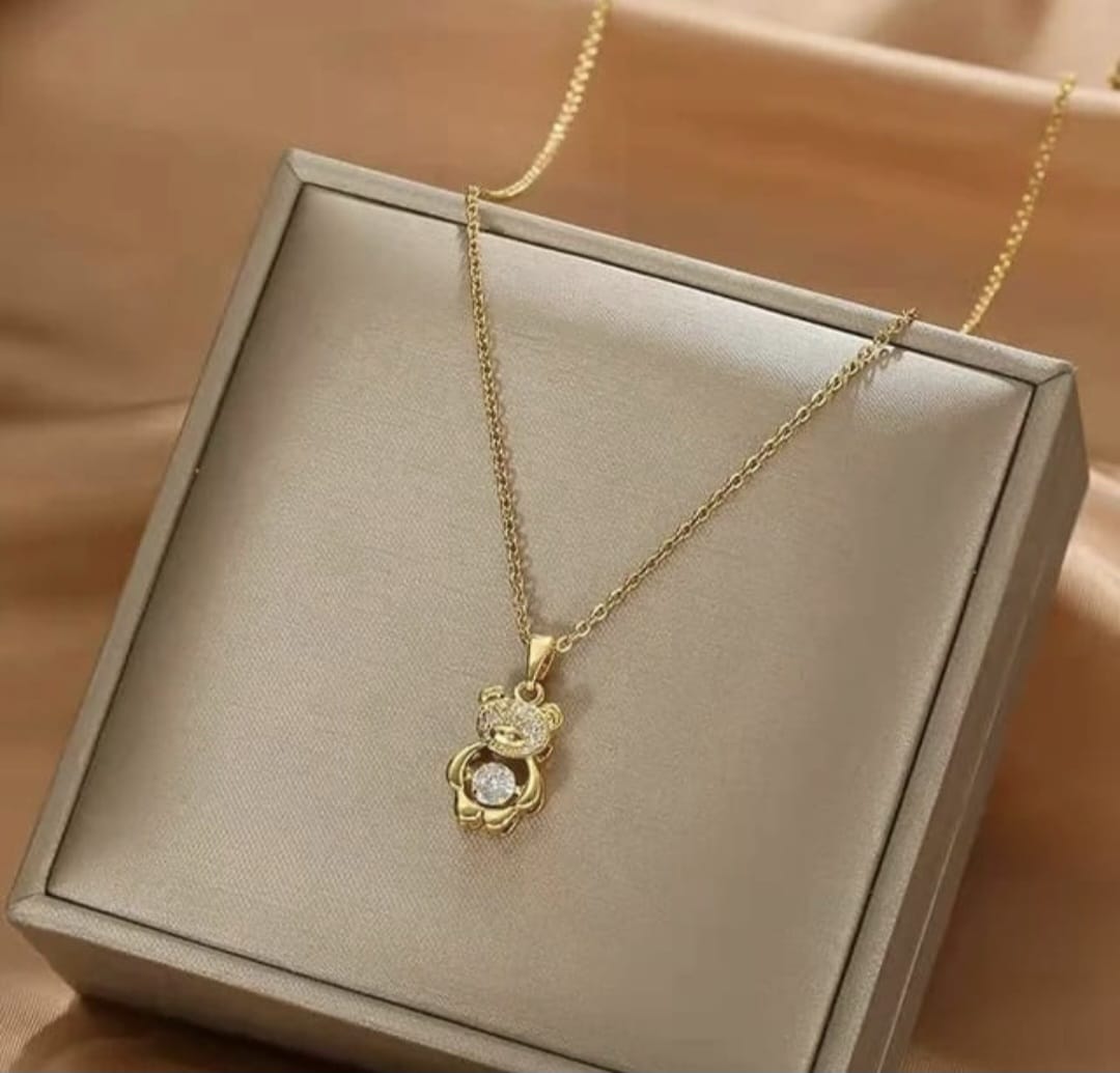 š§ø Golden Teddy Charm Necklace āØ