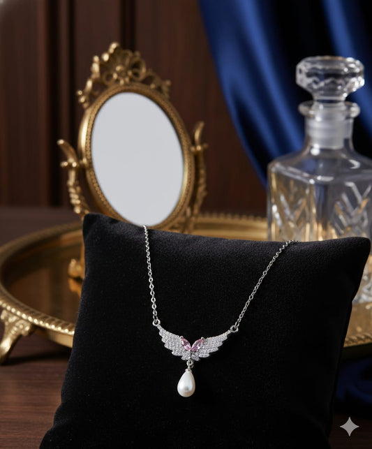 🤍 Pearl Wing Necklace 🕊️