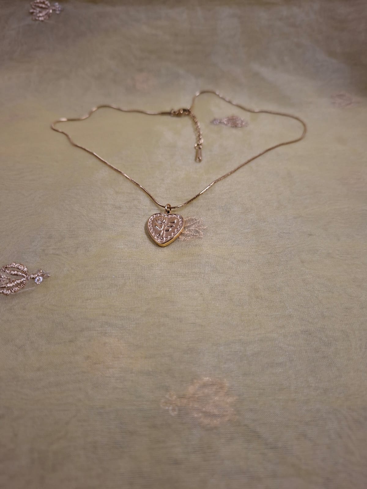 Rose-etched Heart Necklace | Gold Carved Pendant | Heart Whispers Collection ✨💛