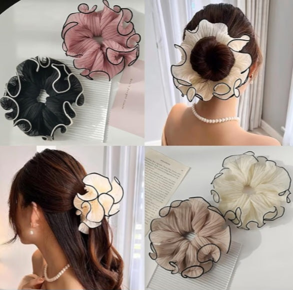 🤍 Soft Frame | Embroidered Mesh Scrunchie