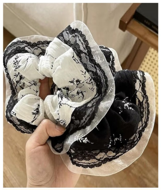 🖤 🤍Lace Whisper Scrunchie
