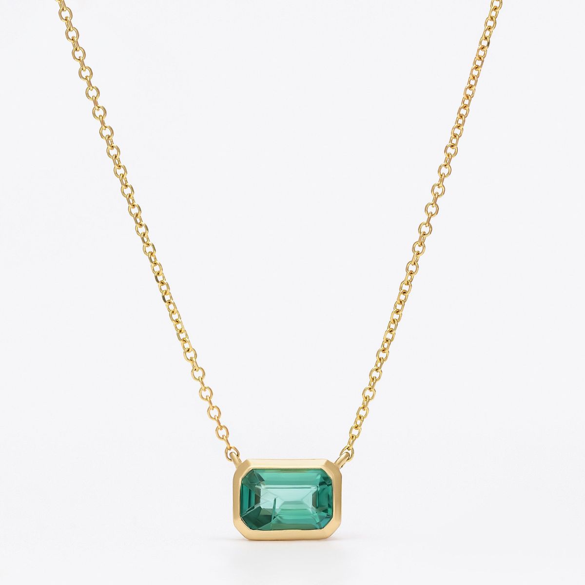 💚 Emerald Calm Pendant Necklace