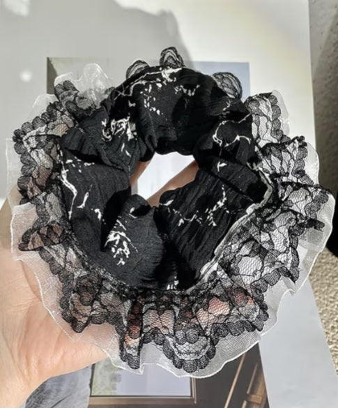 🖤 🤍Lace Whisper Scrunchie