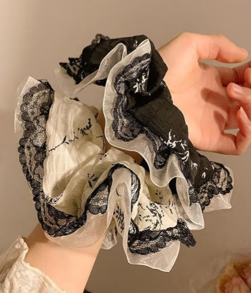 🖤 🤍Lace Whisper Scrunchie