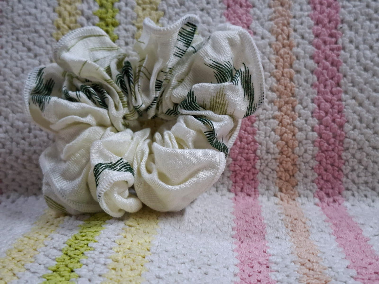 🌱Leaf Whisper Scrunchie | Green Botanical Hair Tie🌿